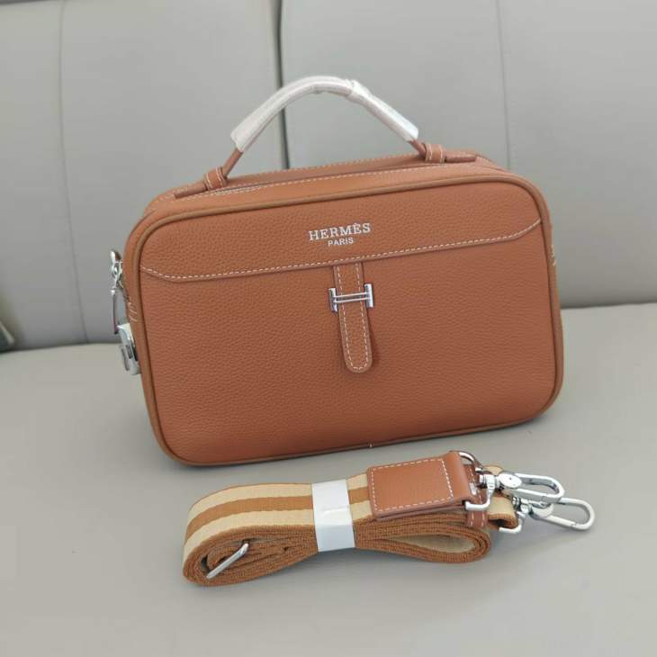 Picture of Hermes Mens Bags _SKUfw214635316fw